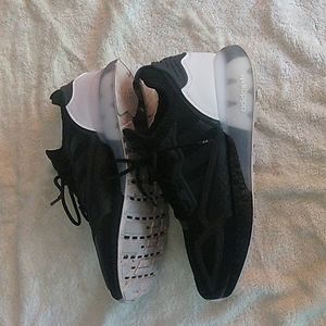 Adidas men's shoe size 10.5